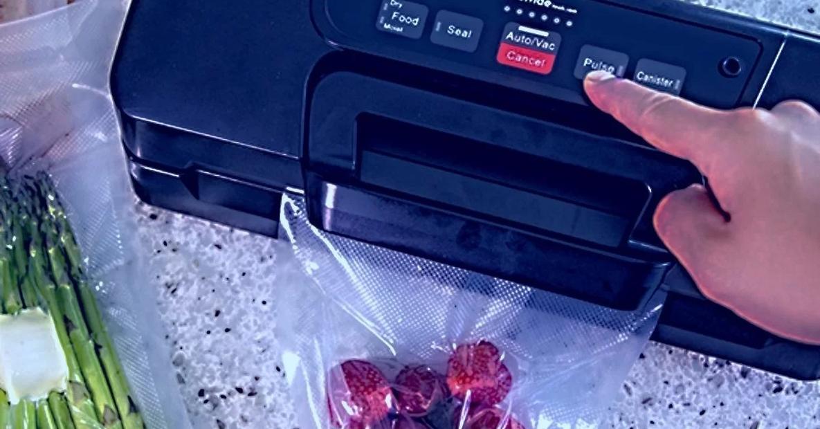 How to Use a Vacuum Sealer in 5 Simple Steps