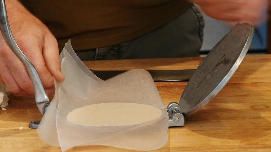 How to Use a Tortilla Press for the Best Tortillas