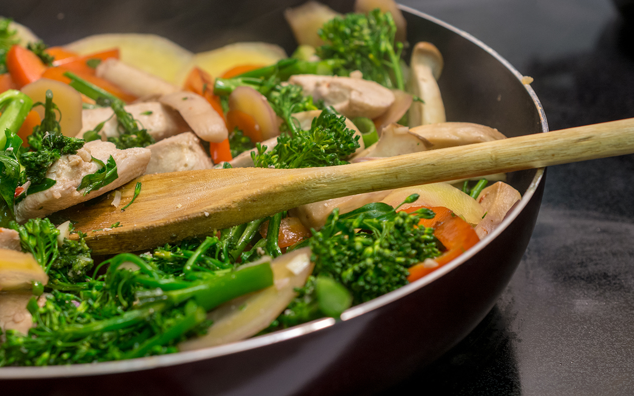 What Can I Cook in an Electric Skillet? 5 Irresistible Recipes